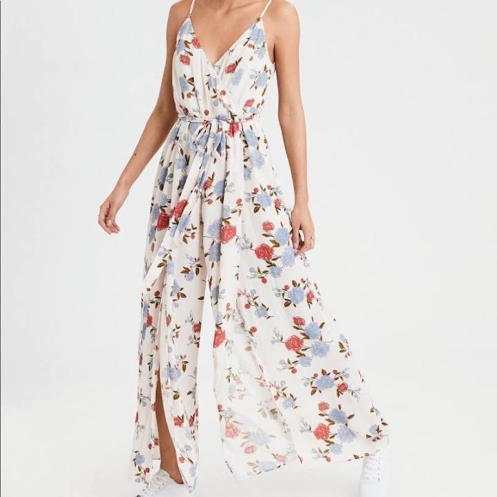 American Eagle White Floral Jumpsuit